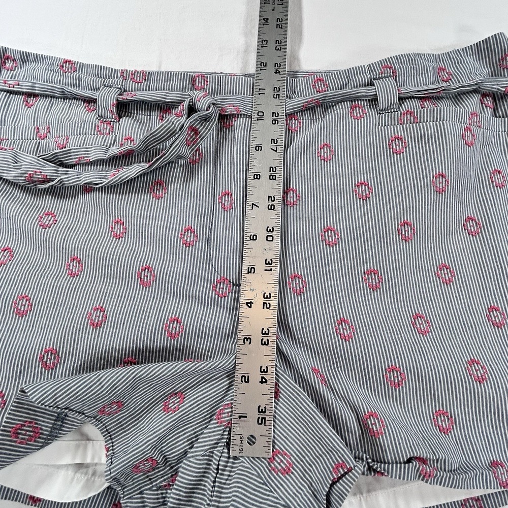 NEW Loft Womens 14 Blue White Striped Flower Embroidered Shorts Preppy Casual - Picture 7 of 12
